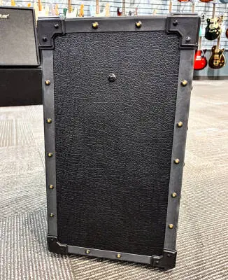 Roland - Jazz Chorus 40th Anniversary 2x10 2
